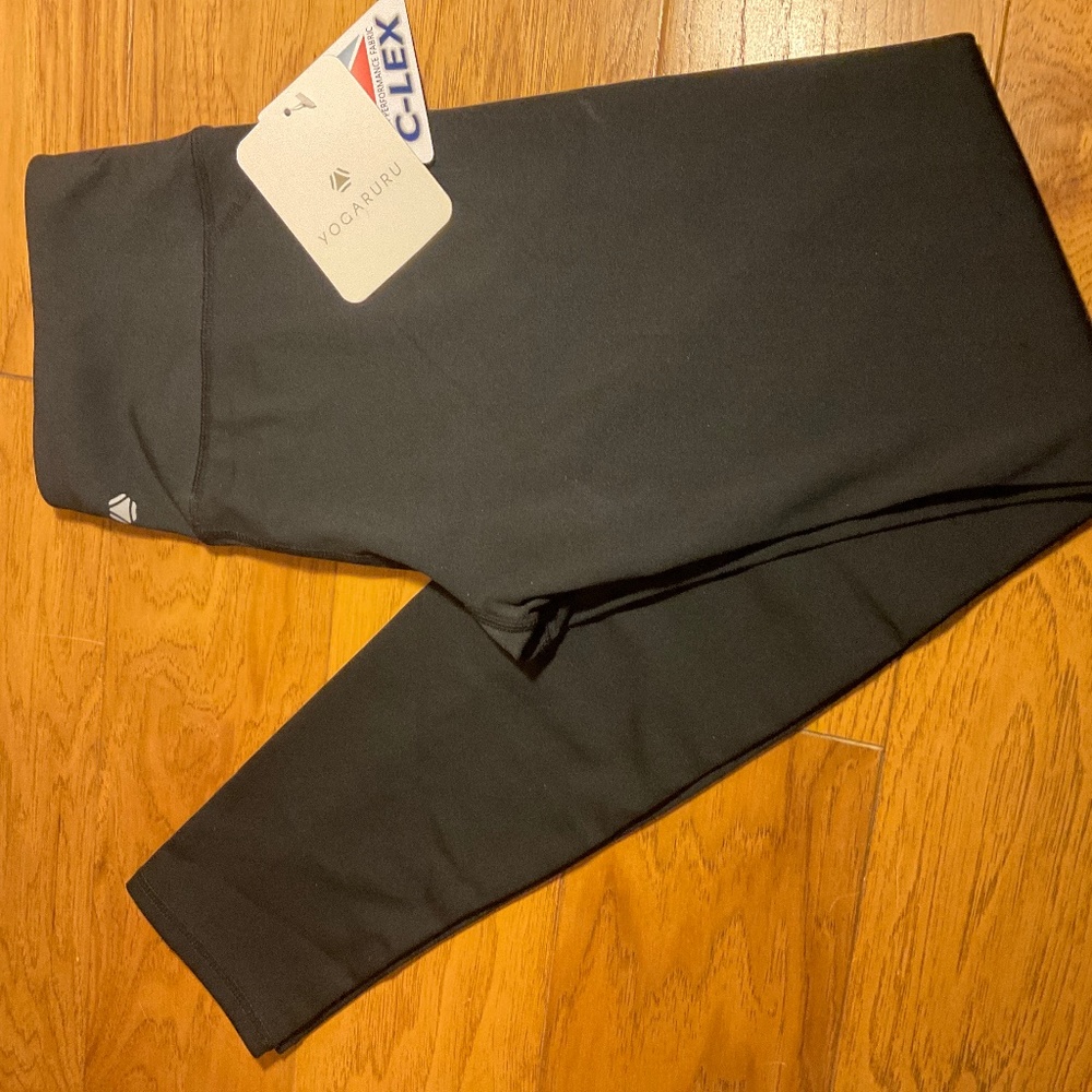 Yogaruru NWT classic Black leggings